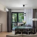 Daire Deluxe 2br Mid Or Long Term Oldcity By Urbanesq Bükreş