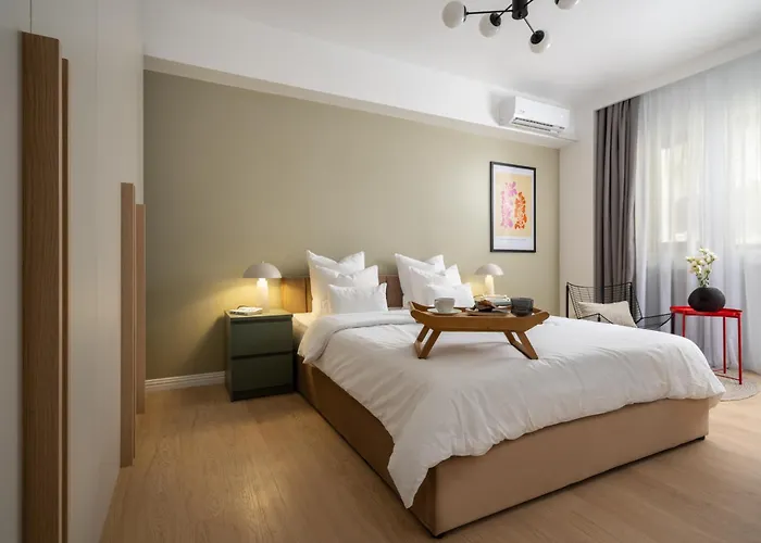 Deluxe 2br Mid Or Long Term Oldcity By Urbanesq Βουκουρέστι